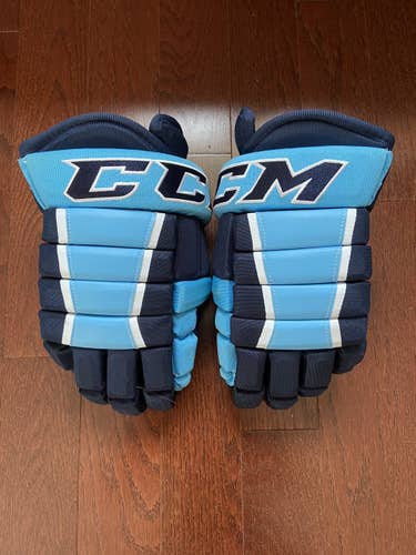Blue Senior CCM 14" HG4PC Gloves