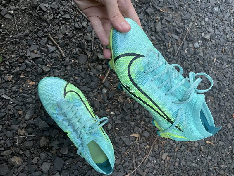 Green Used Men's Size 9.0 (Women's 10) Nike Vapor Cleats