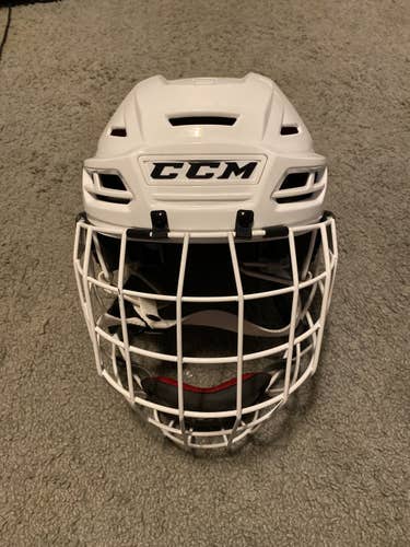 Senior Large CCM Full Cage FM580