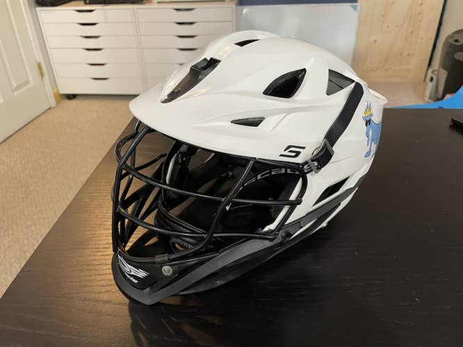 White Youth Player's Cascade Youth S Helmet