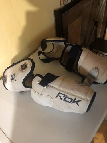 RBK 7k pro Large Hockey Elbow Pads