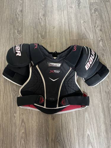 Used SR Medium Bauer Vapor X800 Lite Shoulder Pads