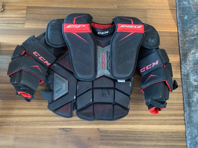 CCM Extreme Flex Hockey Goalie Chest Protector - Sr L