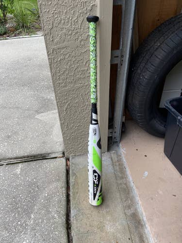 Used Kid Pitch (9YO-13YO) USSSA Certified DeMarini Bat (-5) 27 oz 32"