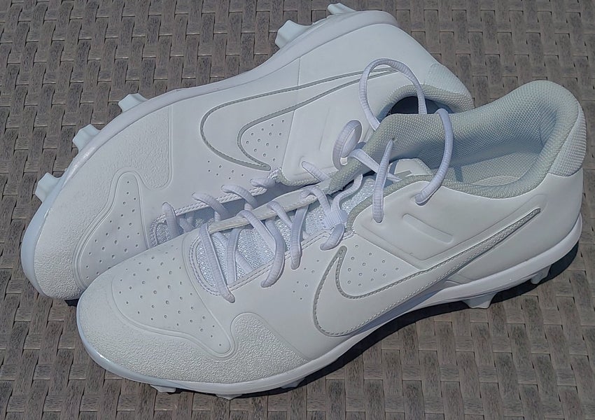 Nike Elite 2 (US Size 14) Men's Low Football White Cleats
