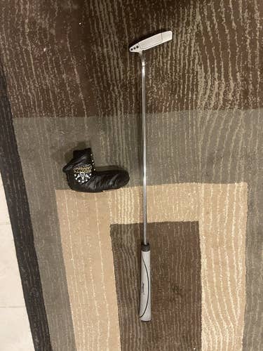 Men's Right Handed 34" Scotty Cameron 2016 Select Newport 2 Putter