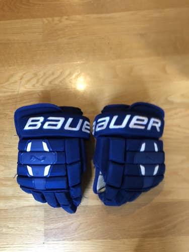 Blue Senior Bauer 13"  Nexus N2900 Gloves