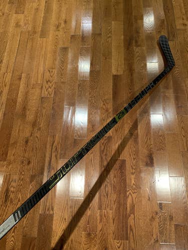 NEW Senior LH 87 Flex Custom curve Pro Stock Supreme 2S Pro Hockey Stick