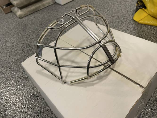 Hockey Goalie Masks Bauer Cat eye cage