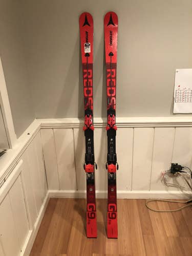 2021 Atomic Redster G9 GS Ski