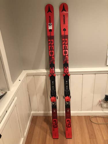 2021 Atomic Redster G9 GS Ski