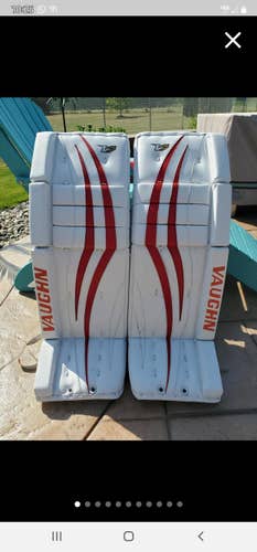 Vaughn Velocity V7 XF Pro Carbon Goalie Leg Pads Senior 34" white/red