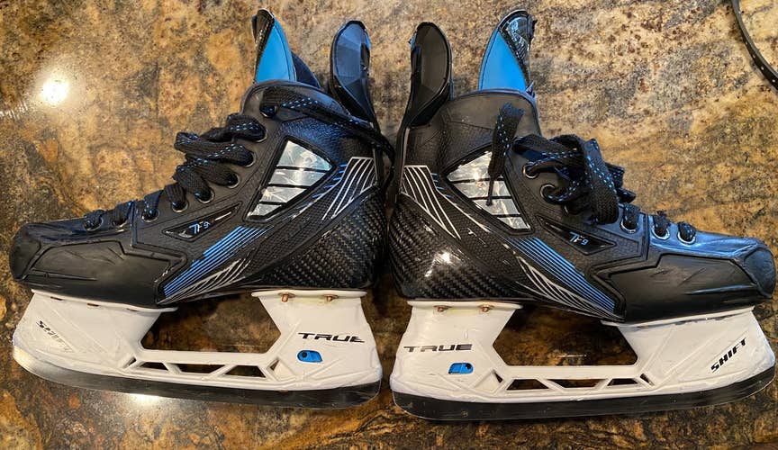Junior Used True TF9 Hockey Skates Regular Width Size 4.5
