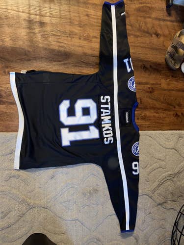 Tampa Bay Lightning Steven Stamkos Jersey Kids XL
