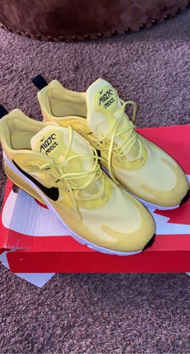 Nike air70 react