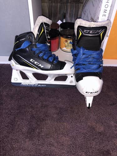 Used CCM Regular Width  Size 1 Tacks 9080 Hockey Goalie Skates
