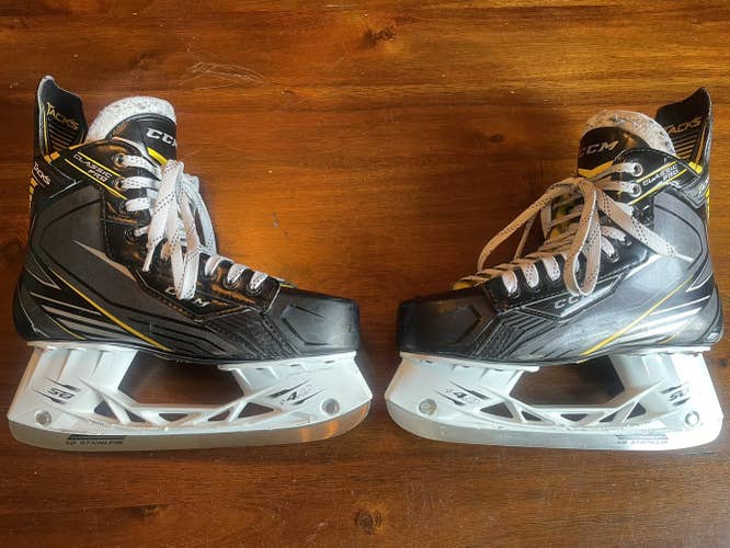 CCM Tacks Classic Pro Hockey Skates Senior Size 7
