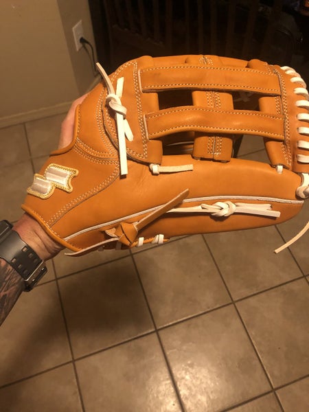 New High School/College SSK Right Hand Throw Outfield White line Baseball Glove 12.75"