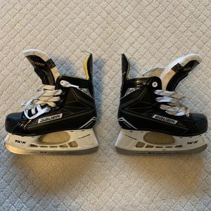 Junior Used Bauer Supreme 150 Hockey Skates Regular Width Size 1