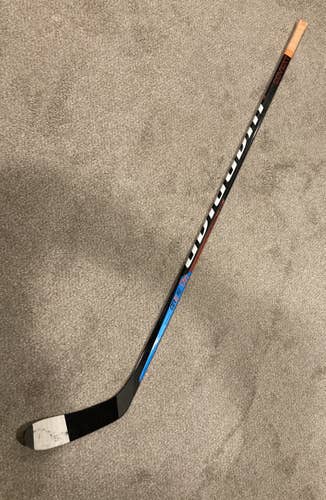 Senior Right Handed Toe Pattern Covert QRE Pro Hockey Stick