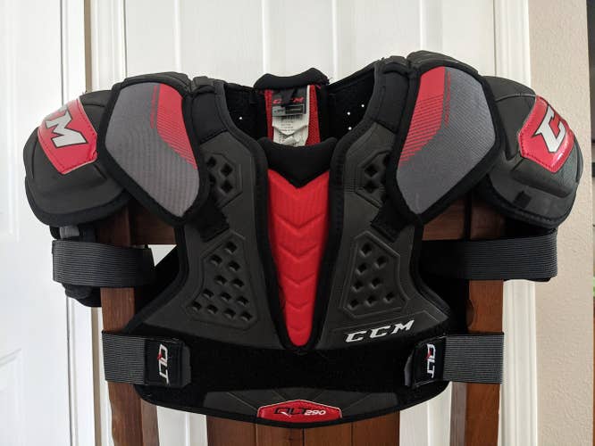 New Junior Large CCM QuickLite Shoulder Pads