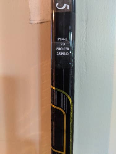 Bauer Supreme 2S Pro Hockey Stick Left P14 70 flex Intermediate D1 Pro Stock