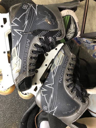 Used Mission Inhaler A7 Regular Width Size 5 Inline Skates