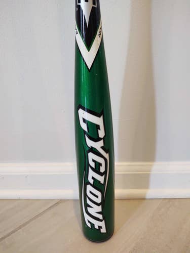 $1  Louisville Slugger Cyclone (LK37) 28" 28/18 (-10)  Drop 10 Baseball Bat