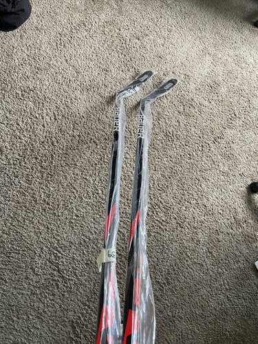 *2 Pack* Senior Right Handed Mid Pattern Pro Stock Vapor Flylite League Hockey Stick