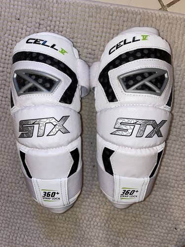 STX Cell V Arm Guards Large - New