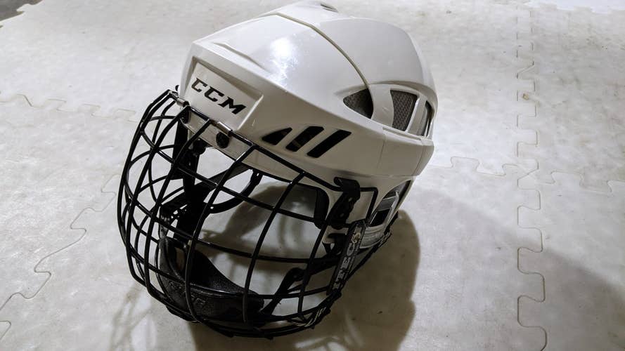 CCM FL80 Sr Medium with cage