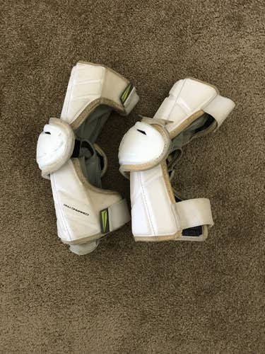 Used Medium Under Armour Command Pro Arm Pads