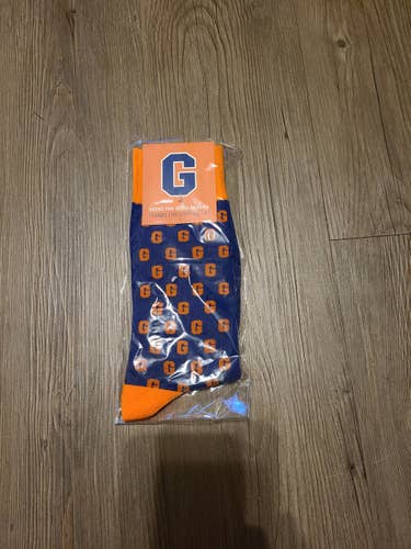 Gettysburg College dress socks with "G"