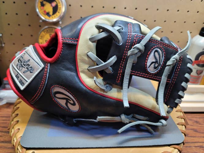 New Rawlings Heart of the Hide Baseball Glove 11.5"
