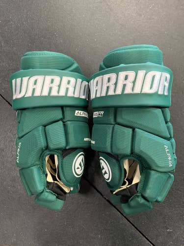 Toronto Heritage Classic Gloves 13” Warrior Alpha FR Pro Prototype