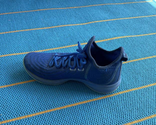 Used Size 9.5 (Women's 10.5) Under Armour