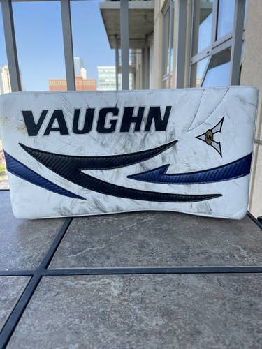 Vaughn Velocity V5 Hockey Goalie Blocker