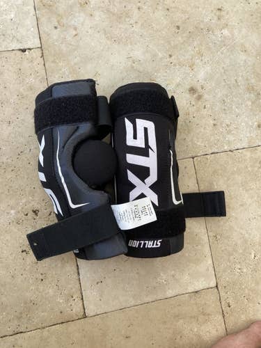 Barely used Youth lacrosse elbow pads