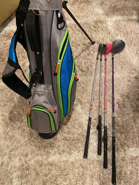 Girls Junior RH Golf Clubs - like new starter set - US Kids (6,9,H,D) plus bag
