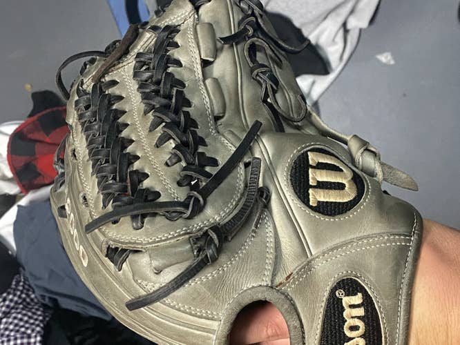 Gray Adult Pitcher's 11.75" A2000 Baseball Glove