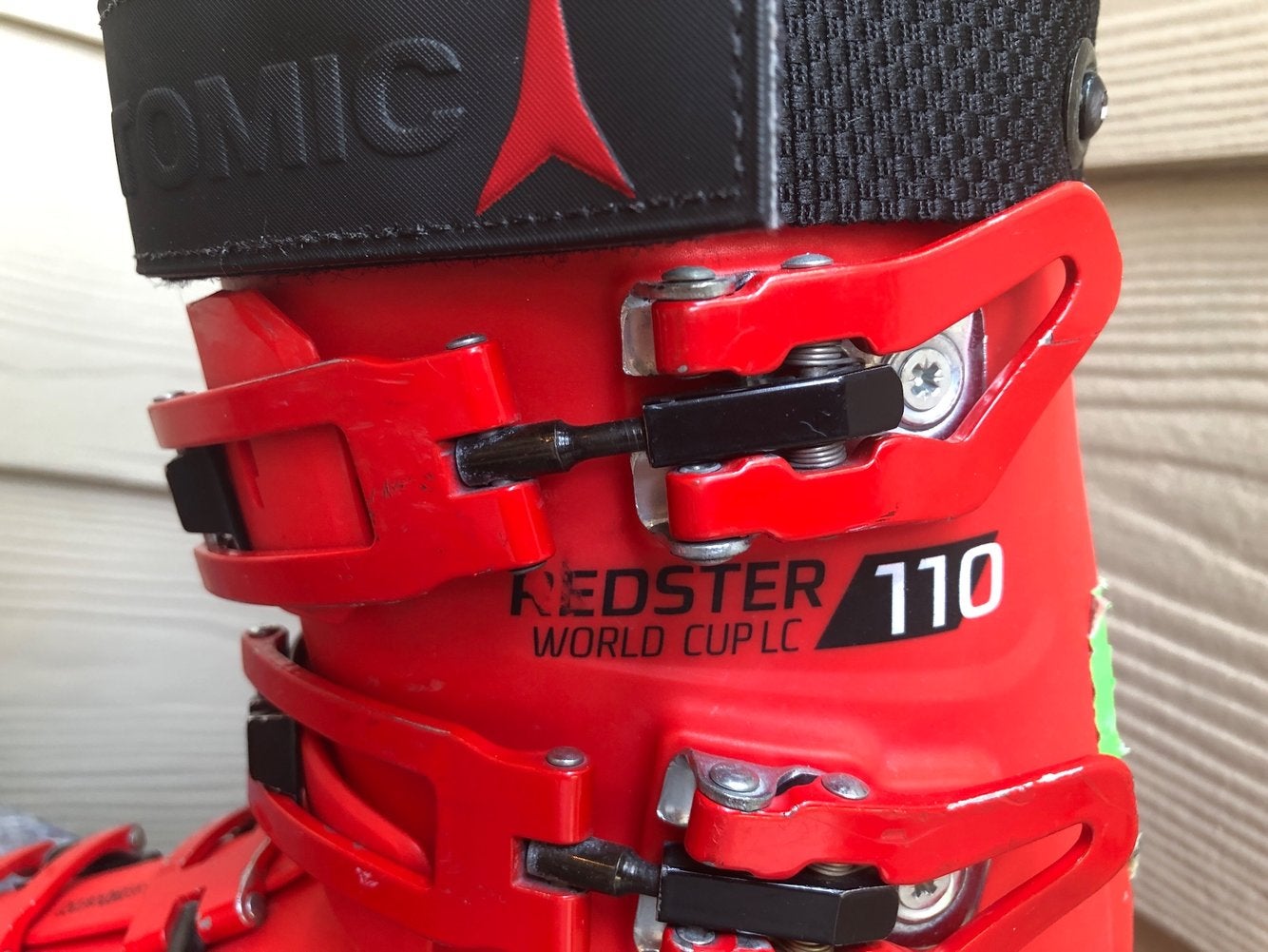 Atomic Redster World Cup lc 110 sz 24.5 | SidelineSwap | Buy and