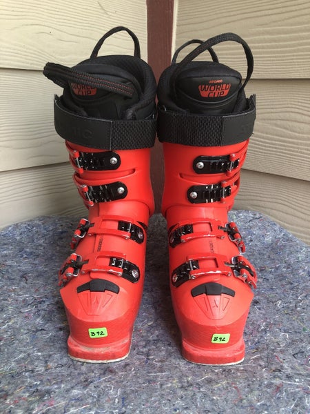 Atomic Redster World Cup lc 110 sz 24.5 | SidelineSwap | Buy