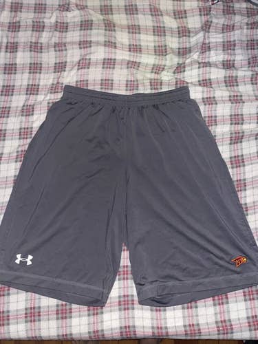 Gray Used Medium Under Armour Shorts