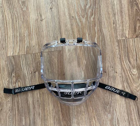 Senior Bauer Concept 2 Bubble