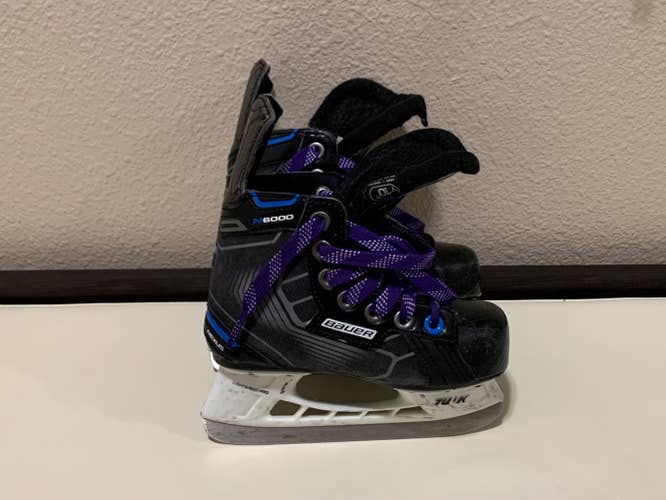 Youth Size 10 Regular Bauer Nexus 6000 Skates