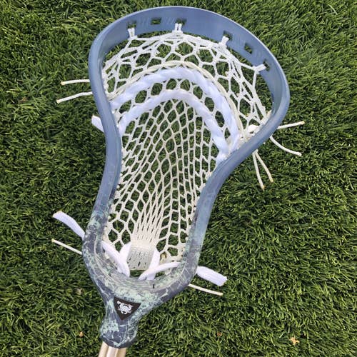 DNA, Blue marble throat Dye