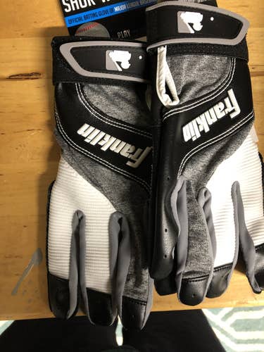 Black New Medium Franklin Show-wave Batting Gloves