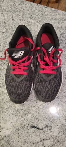 Black Used Adult Men's Size 6.5 (Women's 7.5) Turf Cleats New Balance 4040