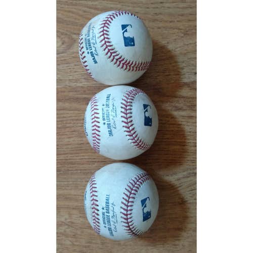 Used MLB Rawlings 3 Pack Baseballs