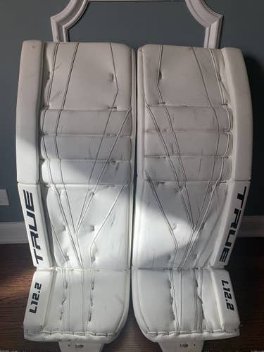 True l12.2 goalie pads size 33+1